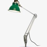 Table lamp with flexible frame